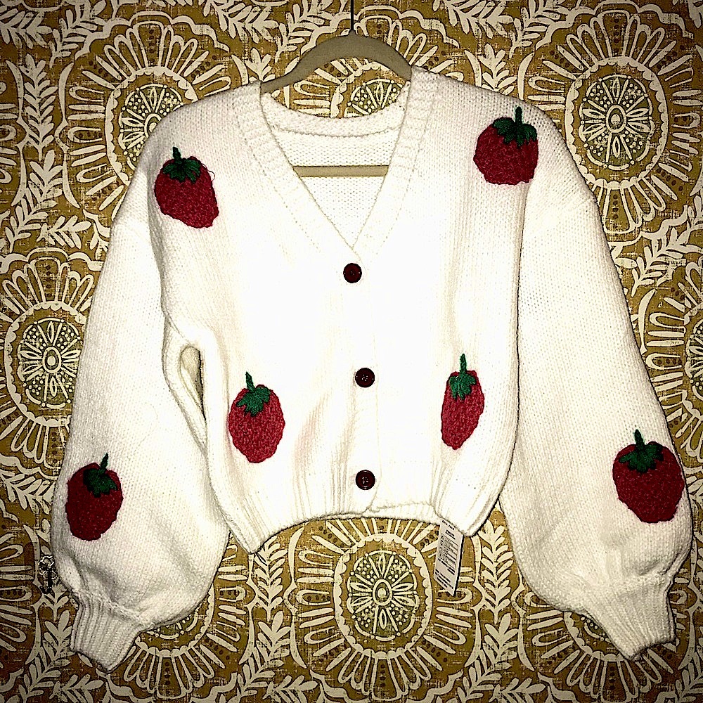16-trendy y2k red and white Strawberry Sweater  cardigan boho chic fruit print - Picture 3 of 10